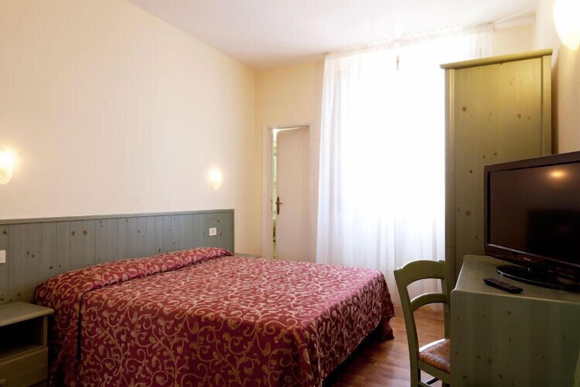 Hotel Savoia E Campana Монтекатини-Терме Экстерьер фото