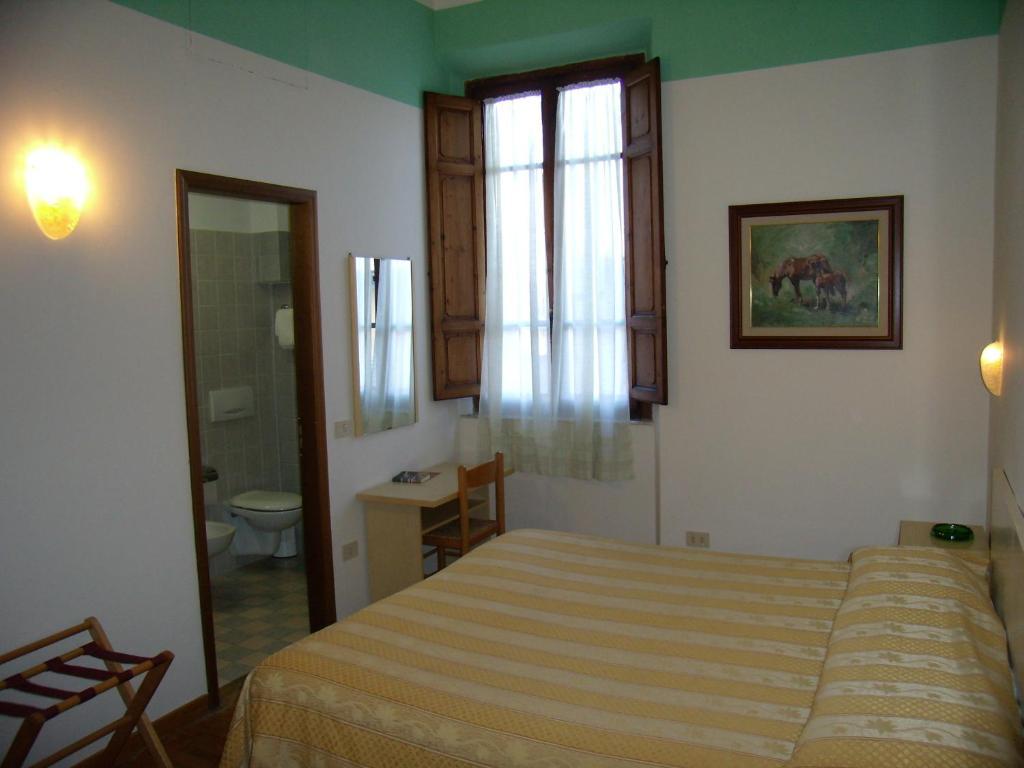 Hotel Savoia E Campana Монтекатини-Терме Номер фото