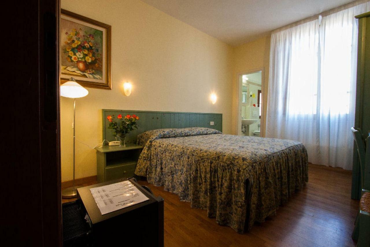 Hotel Savoia E Campana Монтекатини-Терме Экстерьер фото
